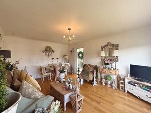 Photo 16- click for photo gallery